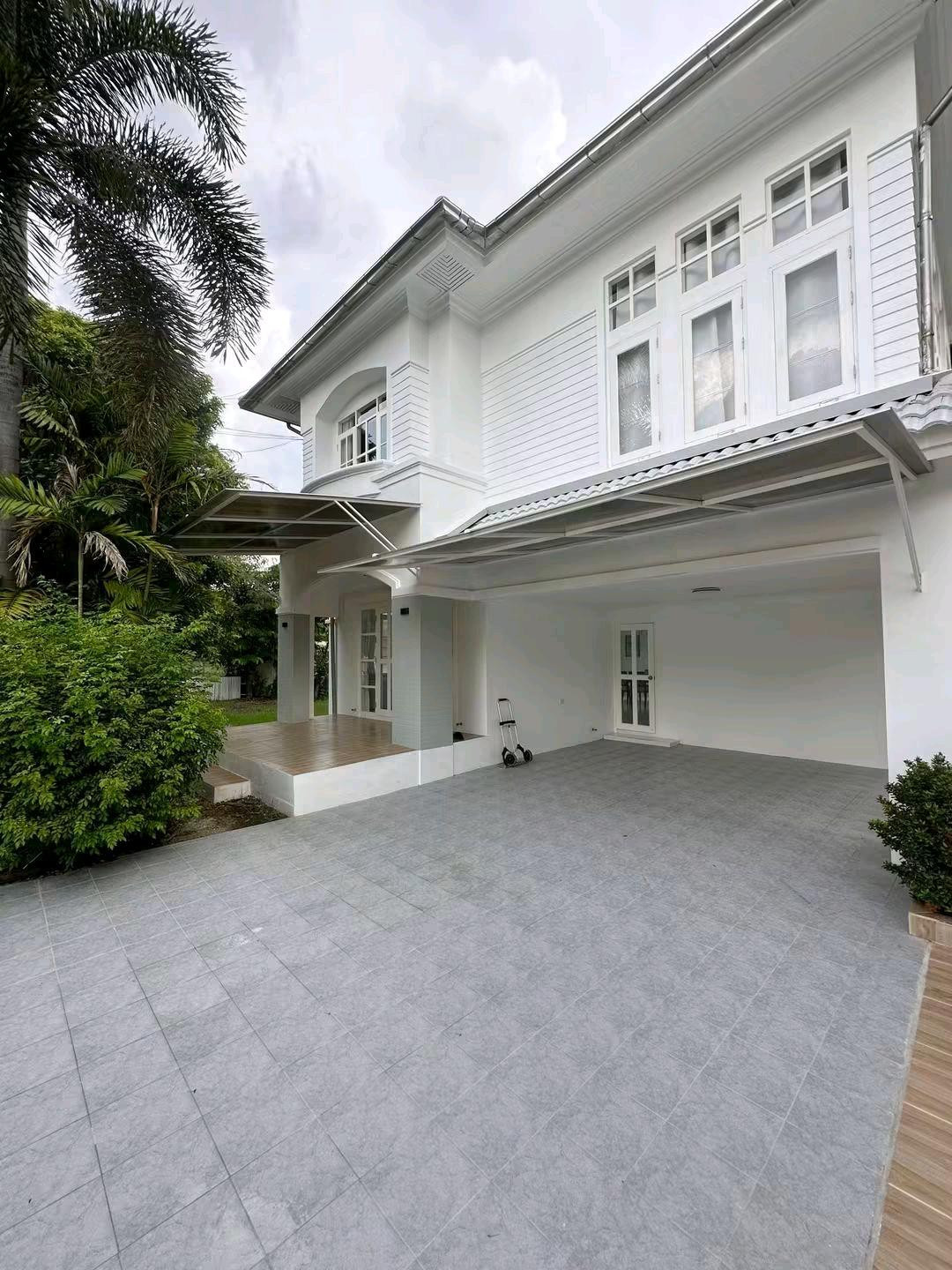 House for rent with furniture, 5 air conditioners in the village of Perfect Place, Rattanathibet, Sai Ma, accessible via both Ratchapruek Road and Rattanathibet Road, near the Purple Line, near Phra Nang Klao Bridge, near Central Westgate, 3 bedrooms, 3 b – รูปที่ 2