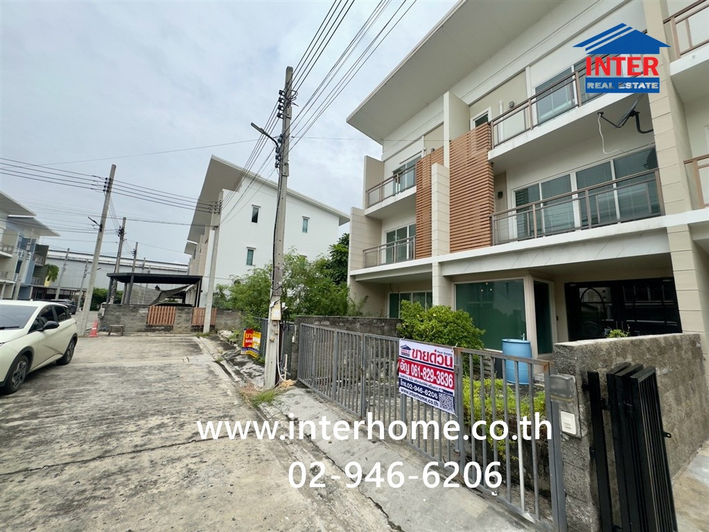 Townhome, 3 floors, 22.3 sq m, Deluxe Town Village. Along the expressway - Ramintra Soi Ramintra 34, Intersection 14, Ramintra Road, Kaset-Nawamin Road, Bang Khen District, Bangkok – รูปที่ 4