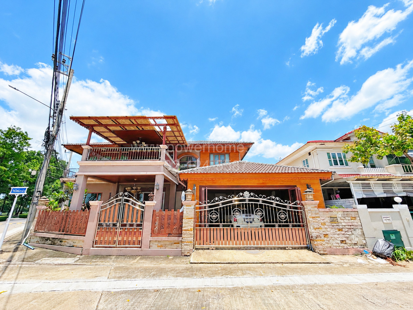 บ้านเดี่ยว 2 ชั้น หลังมุม หมู่บ้านชลลดาวงแหวน-รัตนาธิเบศร์ พื้นที่ใช้สอยมาก บรรยากาศดี บ้านเดี่ยว 2 ชั้น หลังมุม หมู่บ้านชลลดาวงแหวน-รัตนาธิเบศร์ พื้นที่ใช้สอยมาก บรรยากาศดี