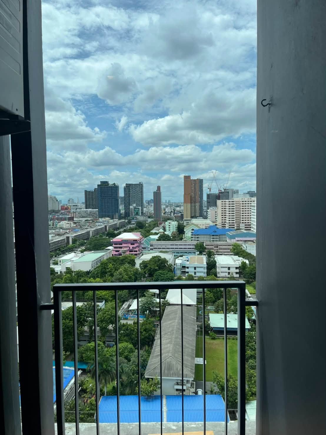 ให้เช่า คาซ่า คอนโด อโศก ดินแดง ห้องมุม ใกล้ MRT สถานีพระราม 9 – รูปที่ 4