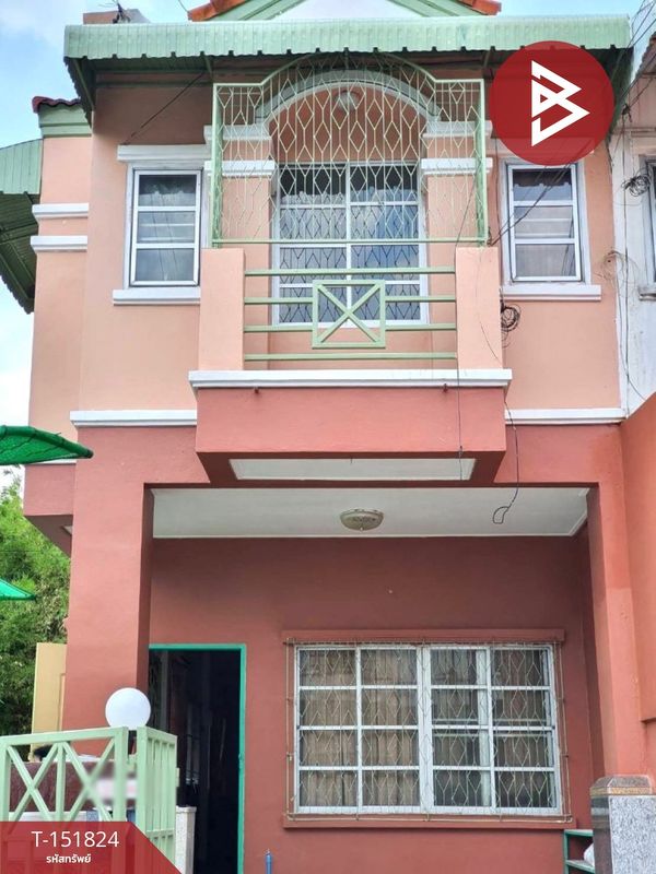 Urgent sale, 2-story townhouse, Muang Thai Village, Bangna-Trad Km. 26, newly renovated, ready to move in.