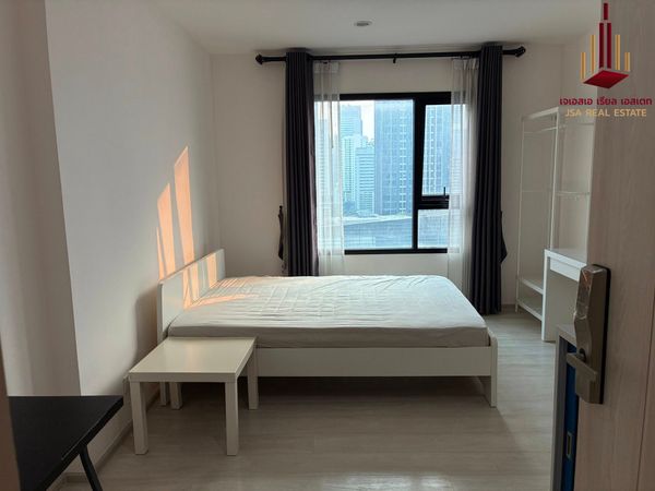 ✨ For Sale: Life Asoke Condo ✨ 💰 Only 4,100,000 THB