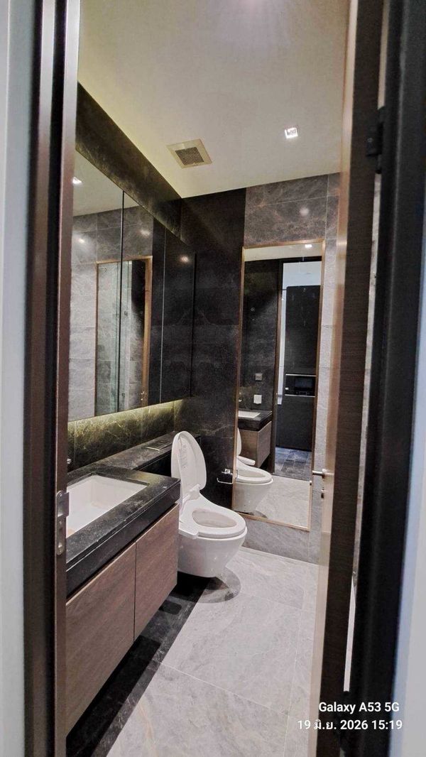 ปล่อยเช่าคอนโดหรูระดับท็อป! 28 Chidlom ชั้น 11 Studio 22 36K!!