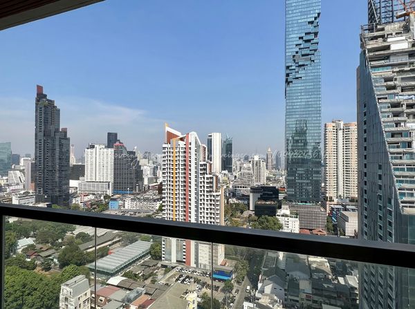 คอนโด 2 ห้องนอน ห้องมุม วิวเมือง ใกล้รถไฟฟ้าช่องนนทรี - ดิ แอดเดรส สาทร