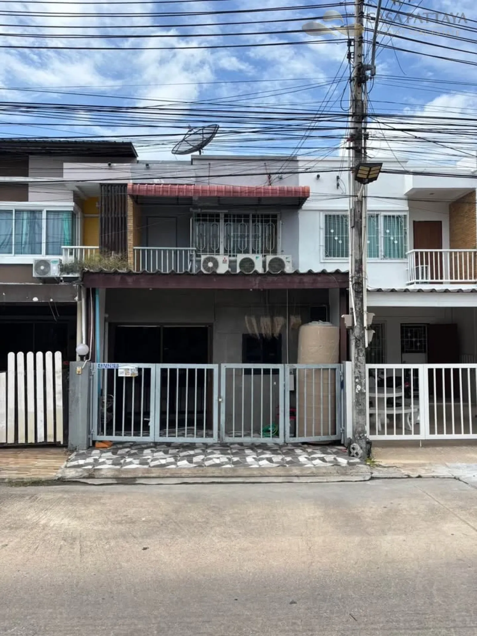For Sale: 2-Story Townhouse At Rattanakorn 12 Village