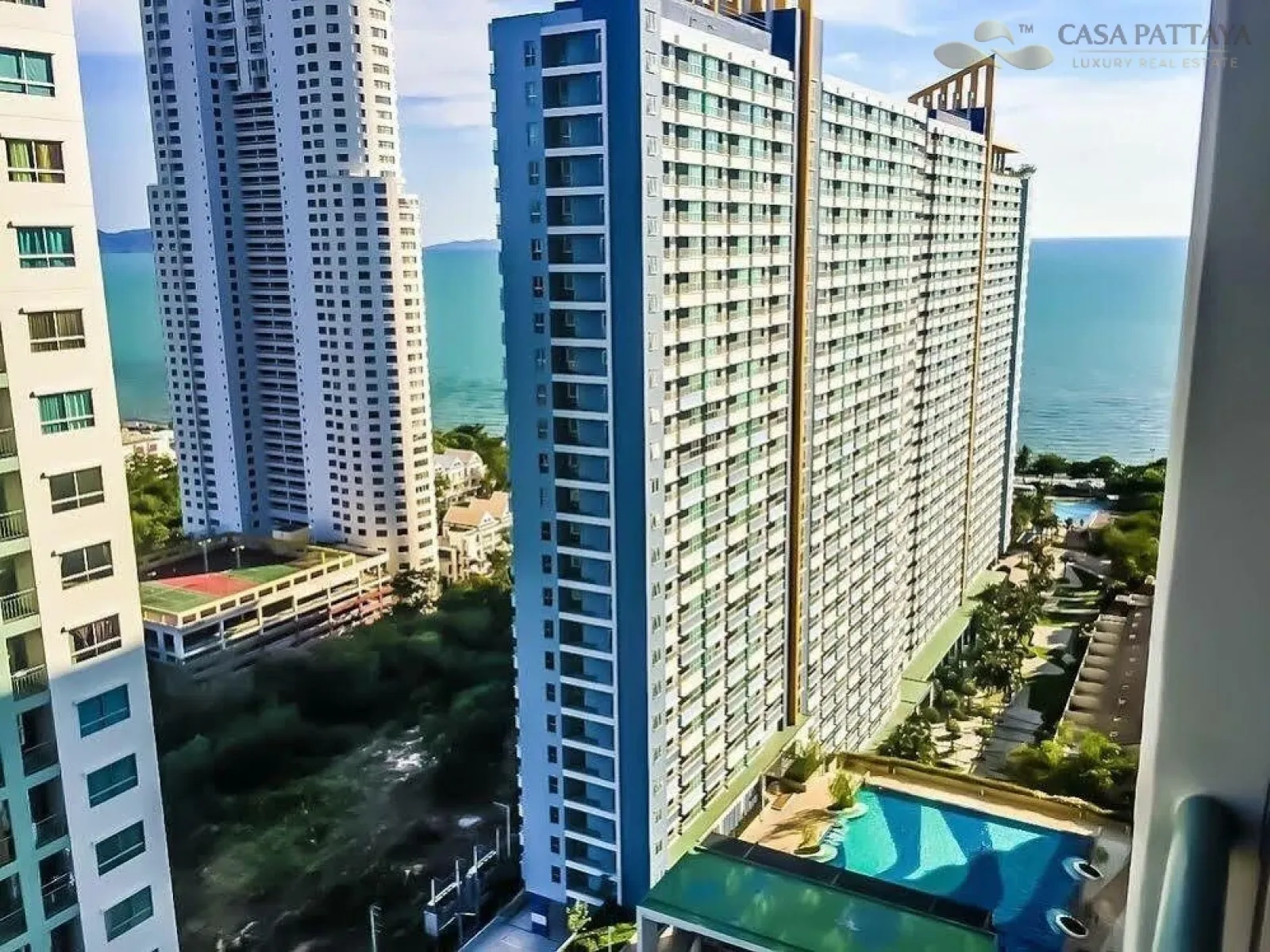 For Sale: Lumpini Seaview Jomtien Condominium (High Floor) For Sale: Lumpini Seaview Jomtien Condominium (High Floor)