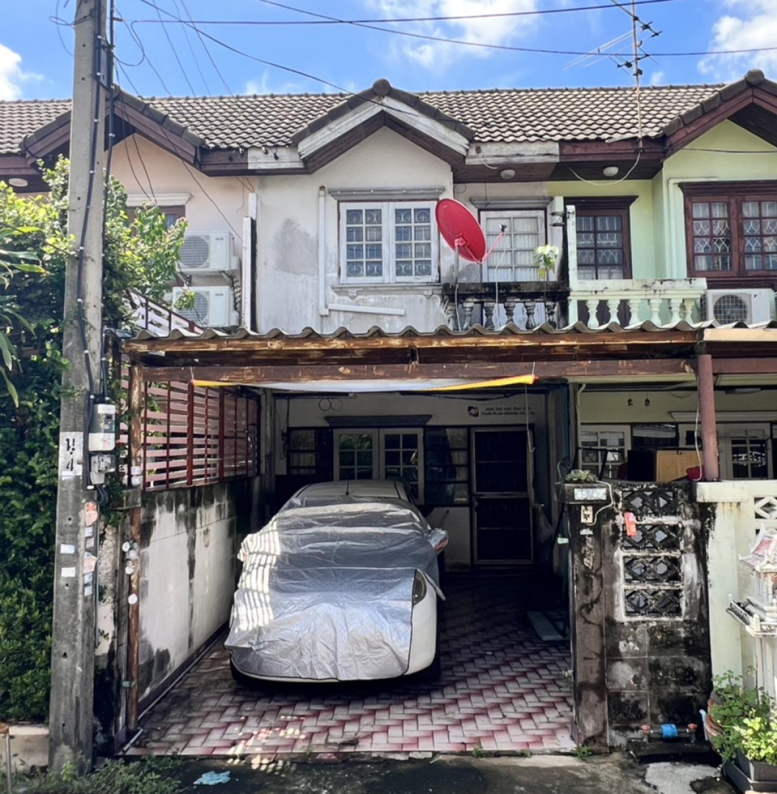 ขายทาวน์เฮ้าส์/ทาวน์โฮม  ฟ้าหลวงวิลเลจ MRT-แจ้งวัฒนะปากเกร็ด 28 (สายสีชมพู) คลองเกลือ ปากเกร็ด นนทบุรี CX-176008