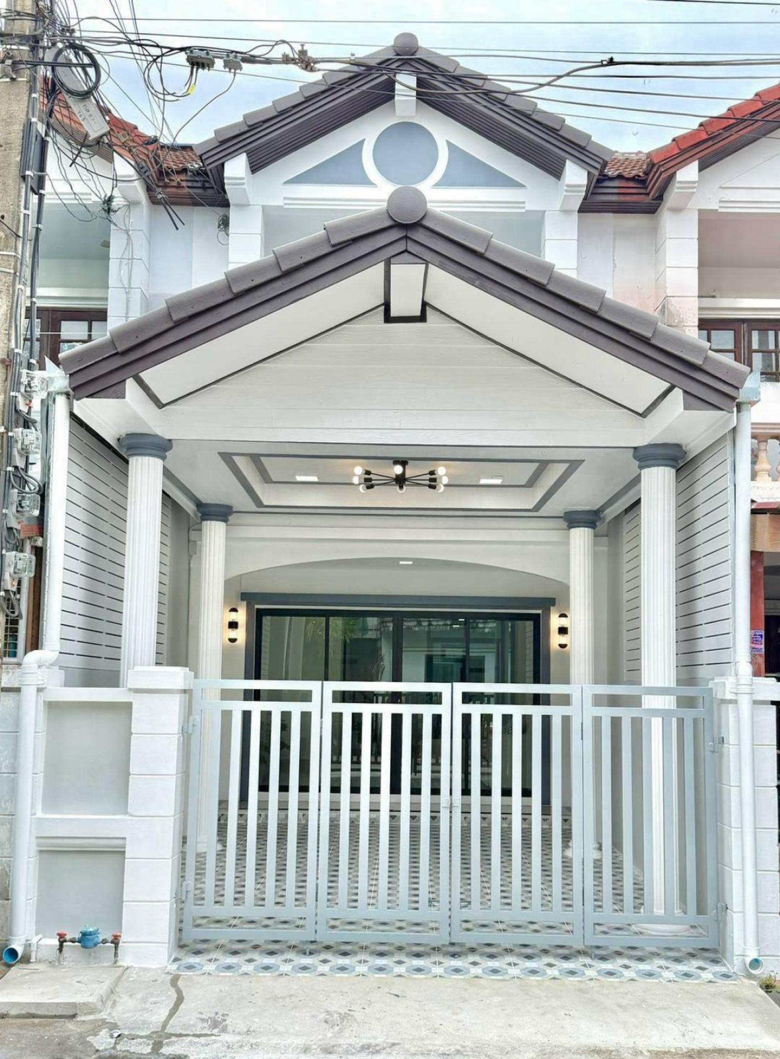 ขายทาวน์เฮ้าส์/ทาวน์โฮม  บ้านชาร์มมิ่งโฮม รีโนเวทใหม่ ปากเกร็ด ปากเกร็ด นนทบุรี CX-175522