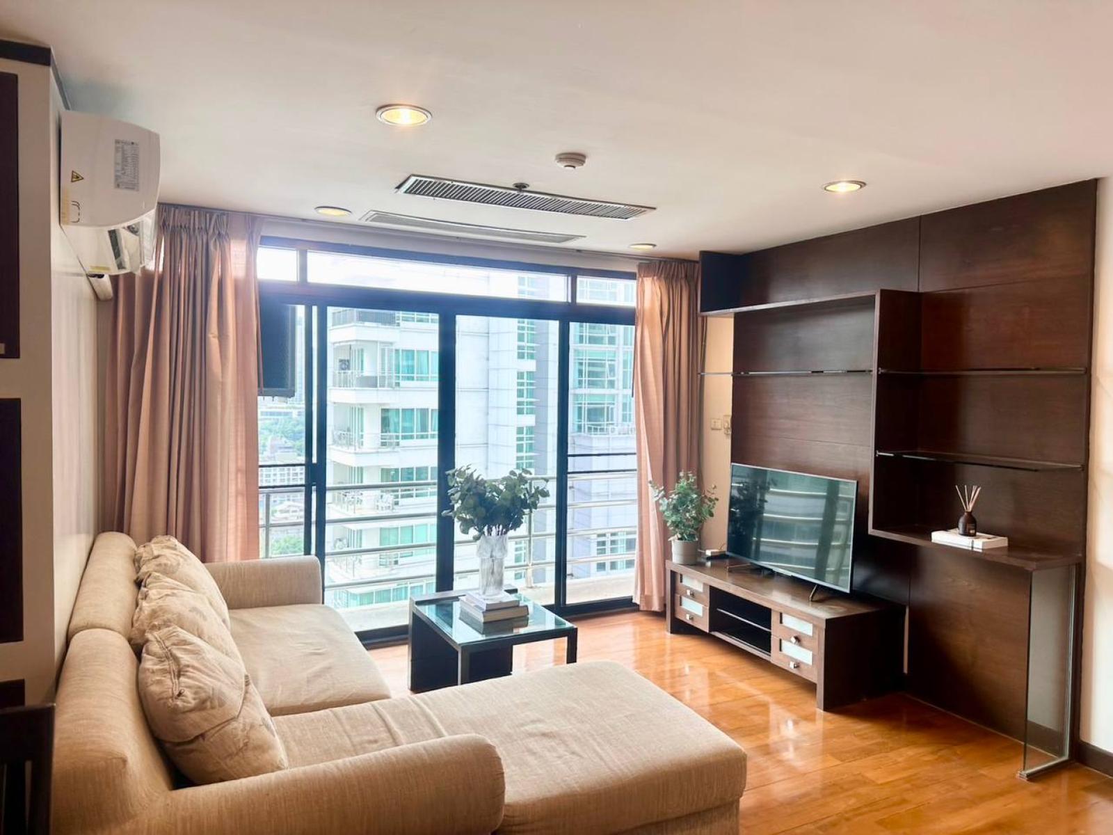 The Royal Place 2【𝐑𝐄𝐍𝐓】 Contact Line ID: @hacondo