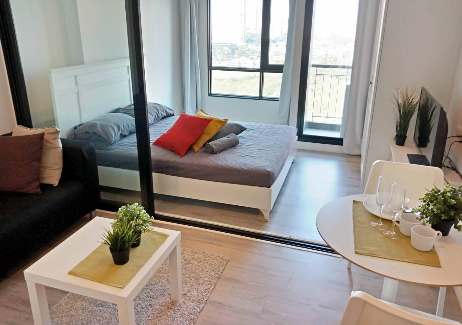 Urgent sale, beautiful room, high floor, fully furnished, city view, Studio 25.66 sq m, 16th floor.