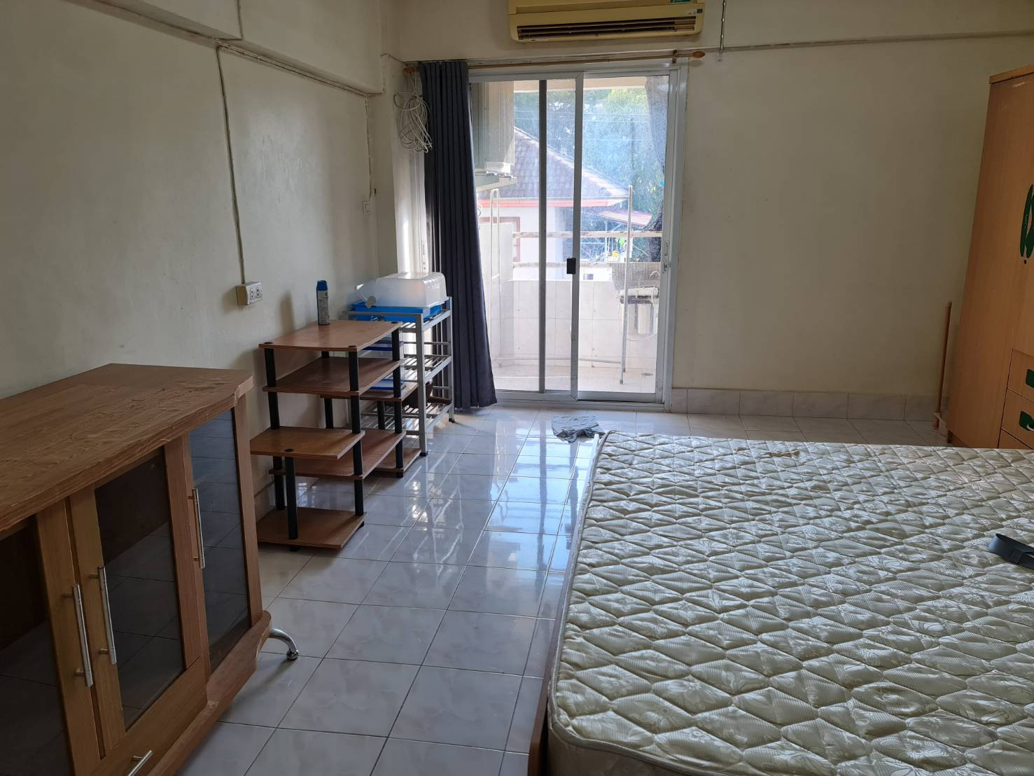 Condo for sale, Ram 53 Place, cheap price, Soi Ramkhamhaeng 53, in front of Orange Line Station, Ramkhamhaeng University. Condo for sale, Ram 53 Place, cheap price, Soi Ramkhamhaeng 53, in front of Orange Line Station, Ramkhamhaeng University.