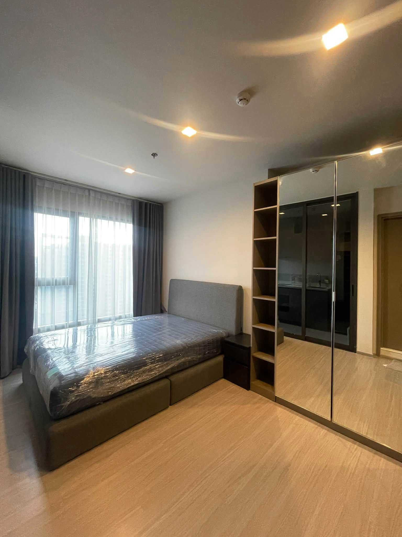 Life Asoke Hype For Rent (Close to MRT: Rama9 ) Life Asoke Hype For Rent (Close to MRT: Rama9 )