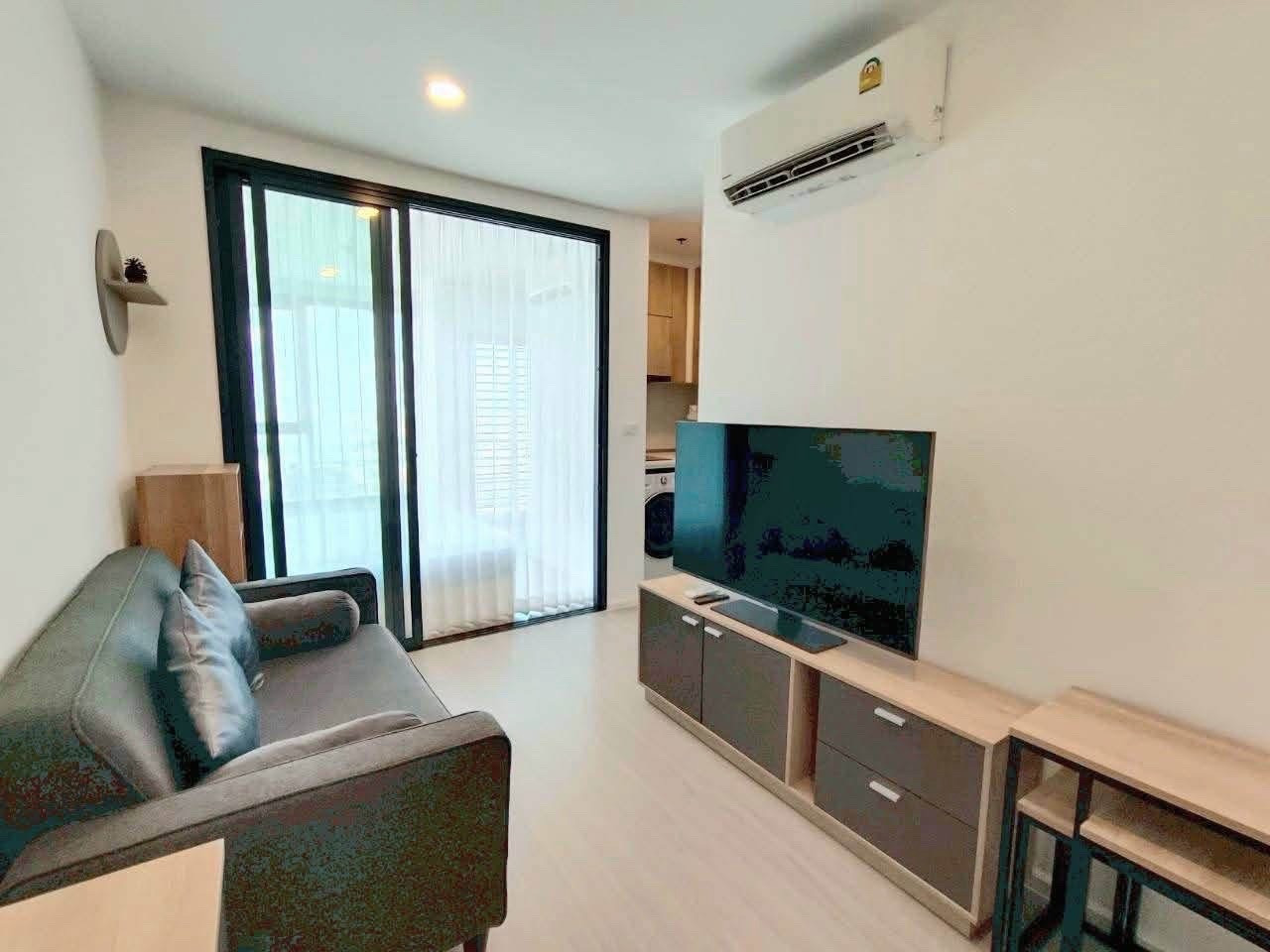 📍Project: Denim Jatujak (DENIM Jatujak) 🚝 Near: BTS/MRT Mo Chit 1.5 km. (5 minutes) 💵 Rental price: 16,000 baht / month ✅