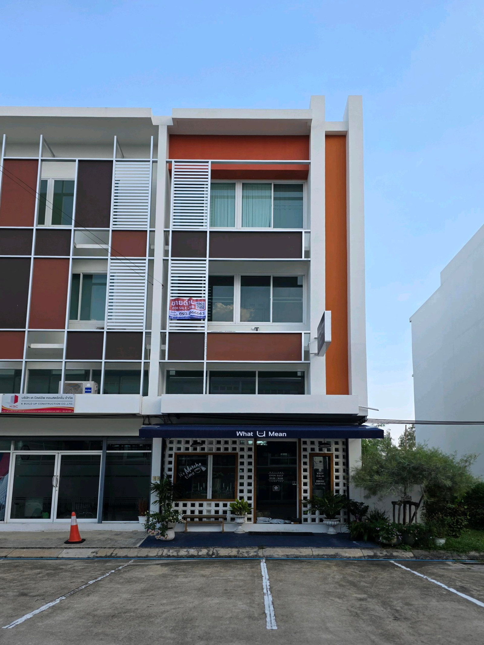 ขาย/เช่า คาเฟ่+co-working space ที่ Vizio ร่มเกล้า เหมาะกับสายสร้างทีม ที่ต้องการตึกที่สร้างรายได้ครบวงจร
