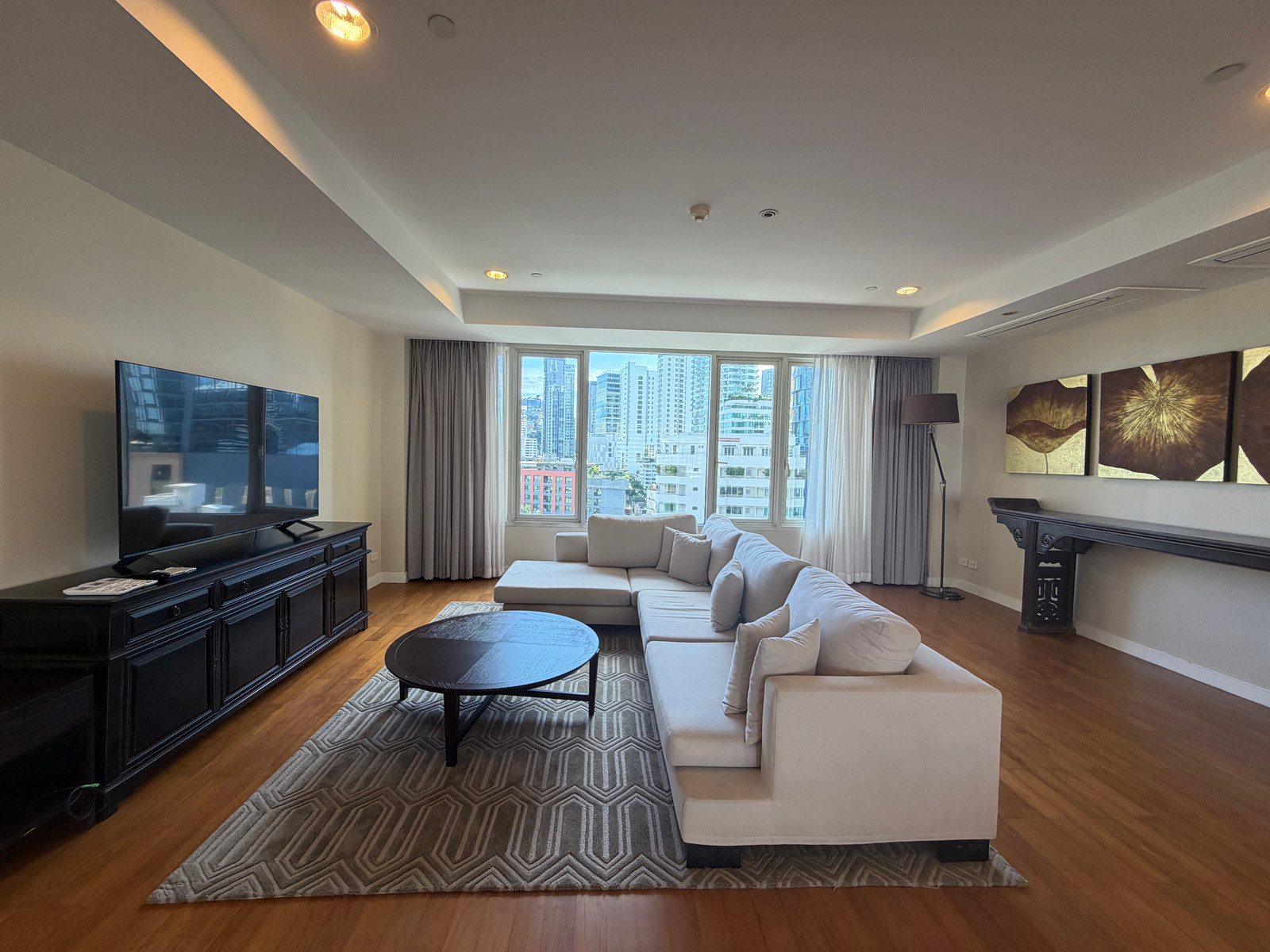 💛For rent Hampton Thonglor beautiful room high floor fully furnished good price ready to move in ‼️DS4222 | Line @Dstay