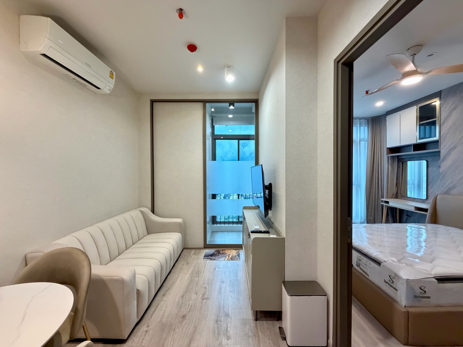 Hot Deal 1 bedroom for rent at Rhythm ekkamai estate