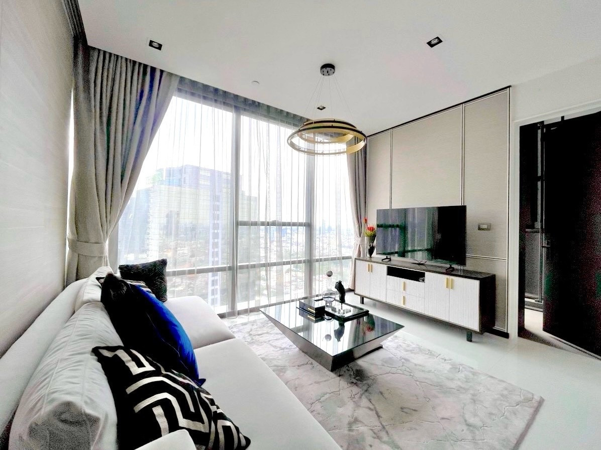 ✨📣 𝐅𝐨𝐫 𝐑𝐞𝐧𝐭!!! ◆ 𝐓𝐡𝐞 𝐁𝐚𝐧𝐠𝐤𝐨𝐤 𝐒𝐚𝐭𝐡𝐨𝐫𝐧. 1 Bedroom 1 Bathroom - Usable area 64 SQ.M. …𝗔𝘃𝗮𝗶𝗹𝗮𝗯𝗹𝗲 𝗡𝗼𝘄!!! ☎️ 𝟬𝟲𝟮-𝟲𝟵𝟰𝟭𝟳𝟵𝟰 ✨📣 𝐅𝐨𝐫 𝐑𝐞𝐧𝐭!!! ◆ 𝐓𝐡𝐞 𝐁𝐚𝐧𝐠𝐤𝐨𝐤 𝐒𝐚𝐭𝐡𝐨𝐫𝐧. 1 Bedroom 1 Bathroom - Usable area 64 SQ.M. …𝗔𝘃𝗮𝗶𝗹𝗮𝗯𝗹𝗲 𝗡𝗼𝘄!!! ☎️ 𝟬𝟲𝟮-𝟲𝟵𝟰𝟭𝟳𝟵𝟰