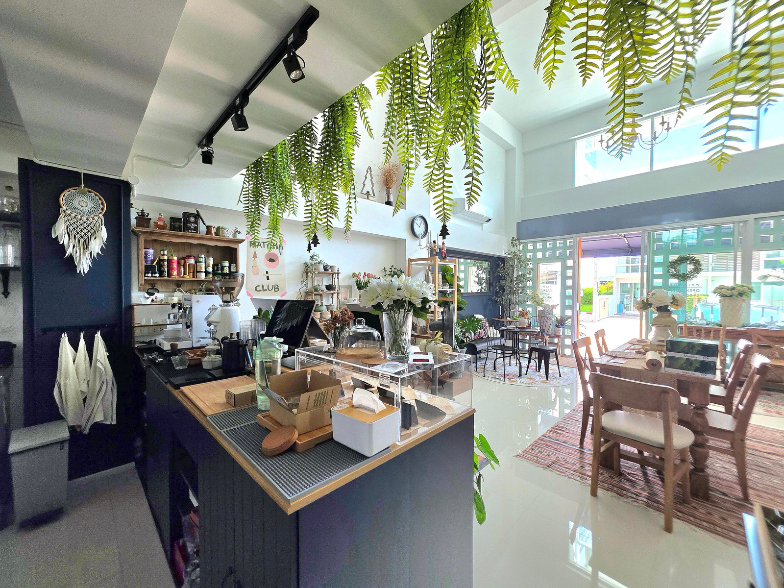 ขาย/เช่า คาเฟ่+co-working space ที่ Vizio ร่มเกล้า เหมาะกับสายสร้างทีม ที่ต้องการตึกที่สร้างรายได้ครบวงจร – รูปที่ 2