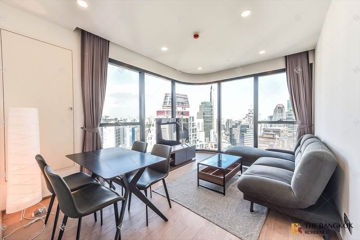 Ashton Chula Silom ( 2 Bed 1 Bath ) Contact 0636425995 ( K’PunPun ) Ashton Chula Silom ( 2 Bed 1 Bath ) Contact 0636425995 ( K’PunPun )