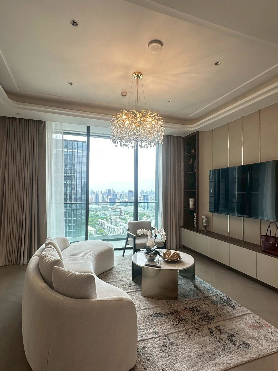 LTH15470-R269 / LTH15471-R269 - Luxury Condo FOR RENT & SALE 189 Wireless | 151 sq.m. | 2 Beds | 2 Baths | BTS Ploenchit | 420K Rent / 98.9MB Sale | Luxury Condo Witthayu LTH15470-R269 / LTH15471-R269 - Luxury Condo FOR RENT & SALE 189 Wireless | 151 sq.m. | 2 Beds | 2 Baths | BTS Ploenchit | 420K Rent / 98.9MB Sale | Luxury Condo Witthayu