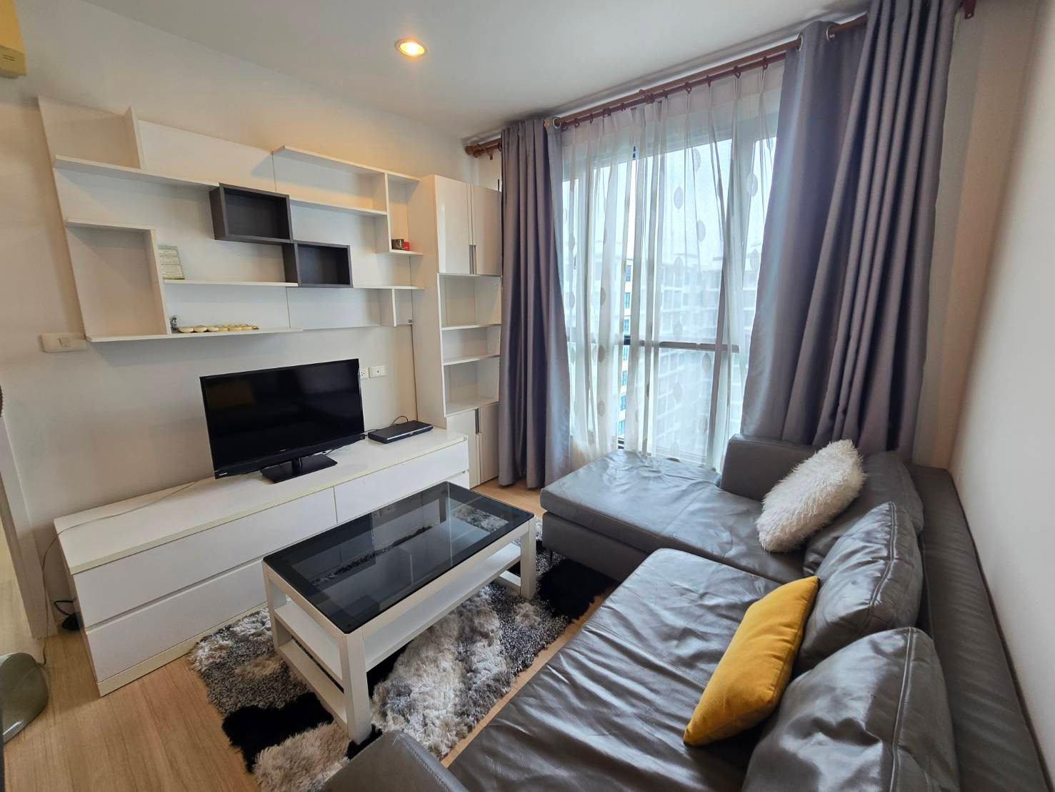Condo for sale, The Base Chaengwattana, 47.28 square meters, 23rd floor. Condo for sale, The Base Chaengwattana, 47.28 square meters, 23rd floor.