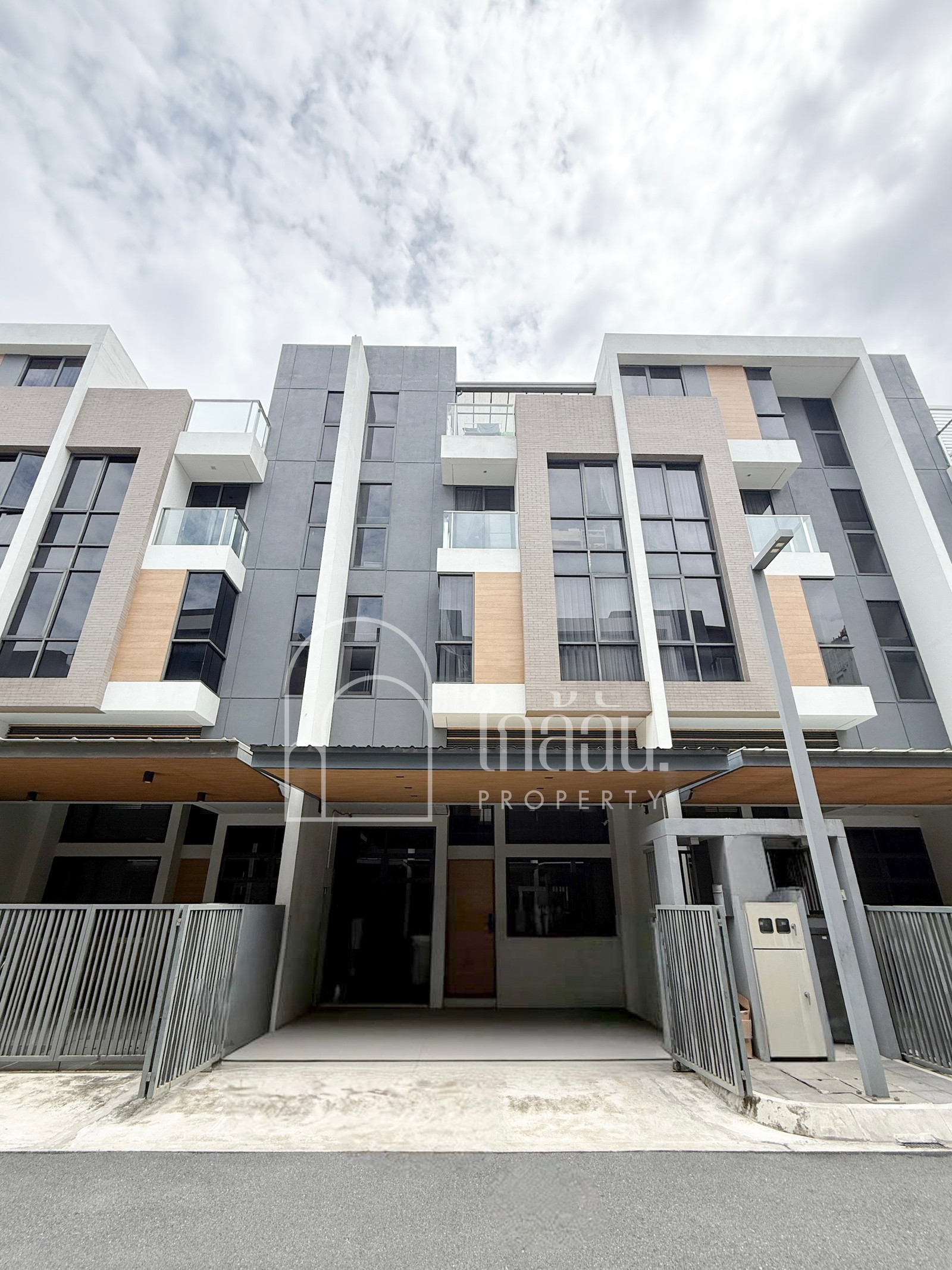 4 and a half storey townhome near King's College and Shrewsbury International School for sale/SALE🧡 Baan 365 Rama 3 (Baan 365 Rama 3) - KC215