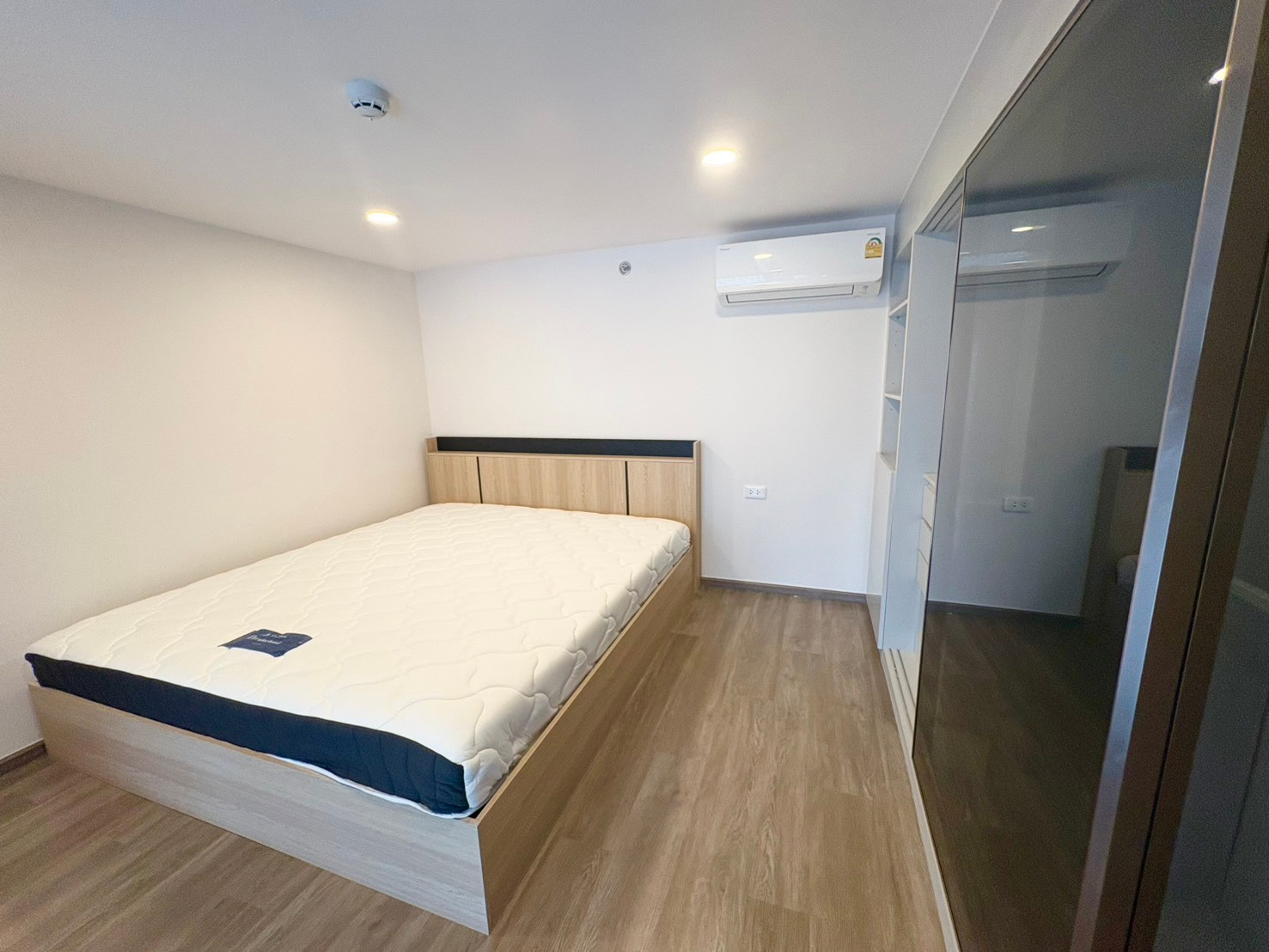 Urgent for rent!! Ready to move in on 24 September 2026, next to BTS Kasetsart University / Duplex room✨So Origin Kaset Interchange.