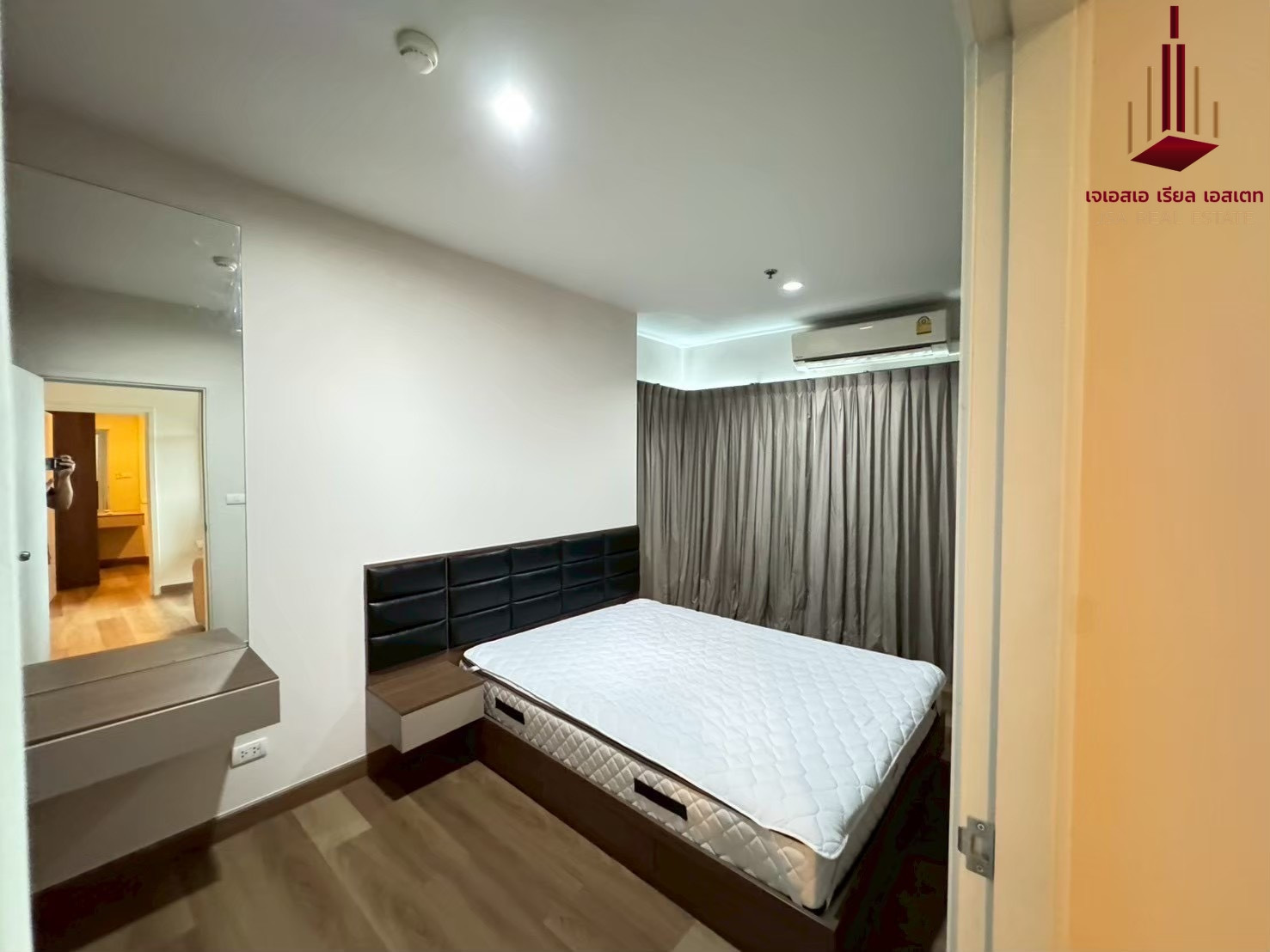 ✨ For Rent: The Stage Taopoon Interchange Condo ✨ 💰 Only 20,000 THB/month