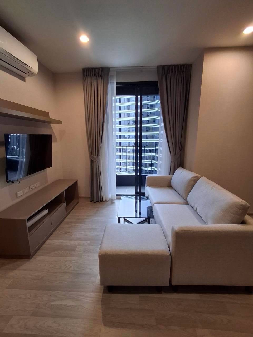 Rent• Ideo Mobi Sukhumvit East Point• #Easy to travel, private living atmosphere