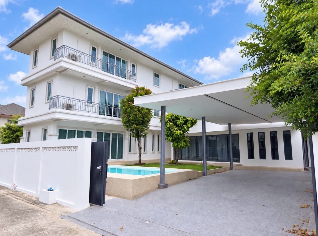 FOR RENT PRIVATE VILLA RESIDENCES AT YENAKART - SATHORN, BANGKOK EXPATS THAILAND - WELCOME PET FRIENDLY