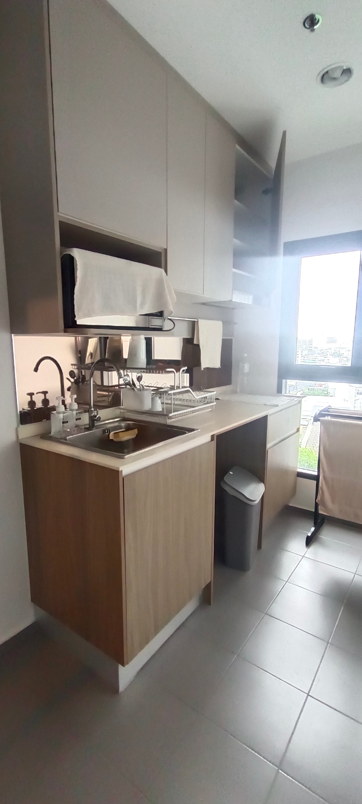 For rent, 1 bedroom, 30 square meters, chapter one modern dutch, 7,500 baht