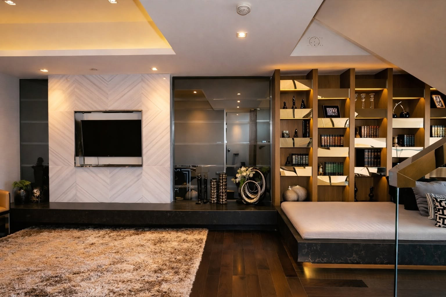  POST| RARE 350 SQ.M. DUPLEX PENTHOUSE | 2 FLOORS 50++ | FULLY FURNISHED | L-SHAPED BALCONY | PANORAMIC RIVER VIEW.  – รูปที่ 3