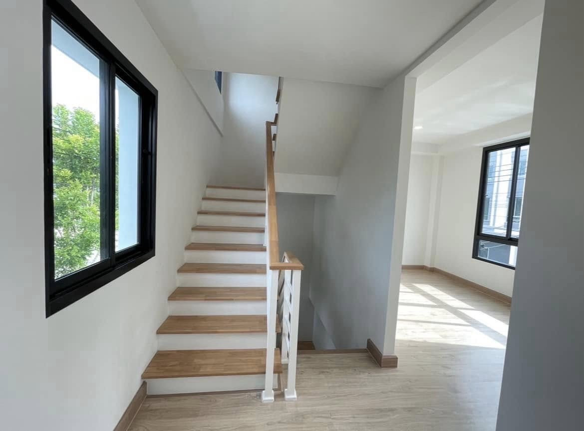 Urgent rent, 3-story townhome 🏡 Brighton Bangna KM.26, empty house. – รูปที่ 4
