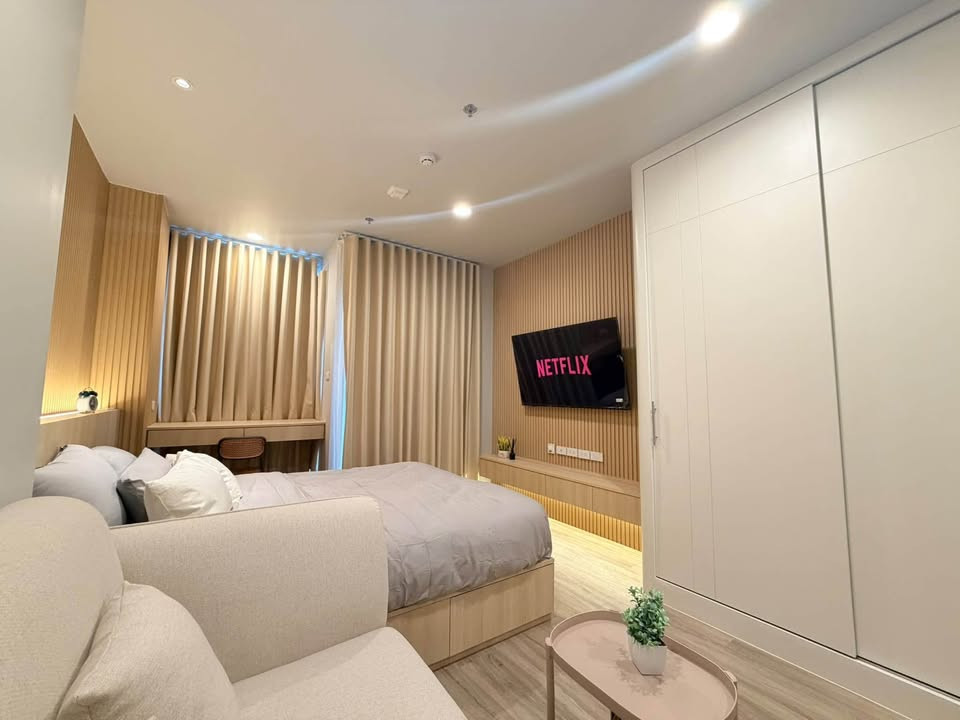 For rent: Culture Thonglor, 14th floor. For rent: Culture Thonglor, 14th floor.