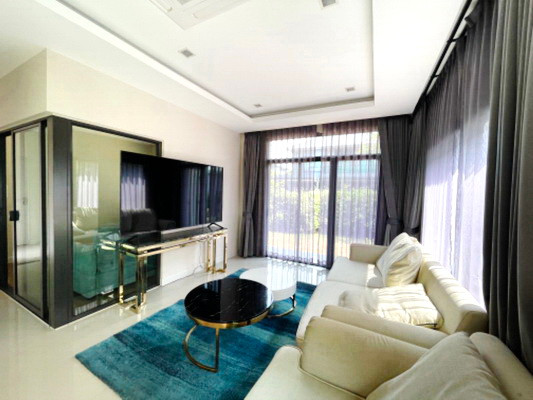 [ให้เช่า] หมู่บ้าน เวนิว พระราม 9 / 4 ห้องนอน 3 ห้องน้ำ / 61 ตรว. 230 ตรม. **70,000** บ้านเดี่ยวโครงการหรู บ้านหลังมุม ตกแต่งสวย เฟอร์นิเจอร์และเครื่องใช้ไฟฟ้าครบชุด พร้อมเข้าอยู่ ใกล้สนามบินสุวรรณภูมิ ใกล้ ร.ร.นานาชาติไบรท์ตัน – รูปที่ 3