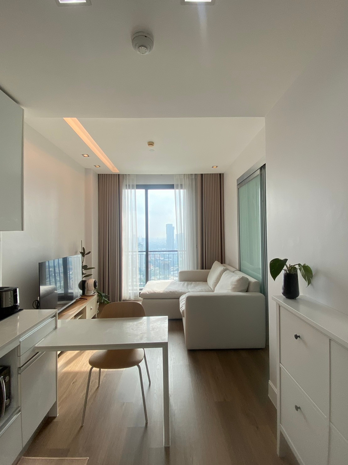 ให้เช่า คอนโด Equinox พหล-วิภา ขนาด 38 ตรม. (ชั้น 32) วิวโล่งสบายตา Furniture ครบ  พร้อมเข้าอยู่ 1 ธ.ค. 69 – รูปที่ 2