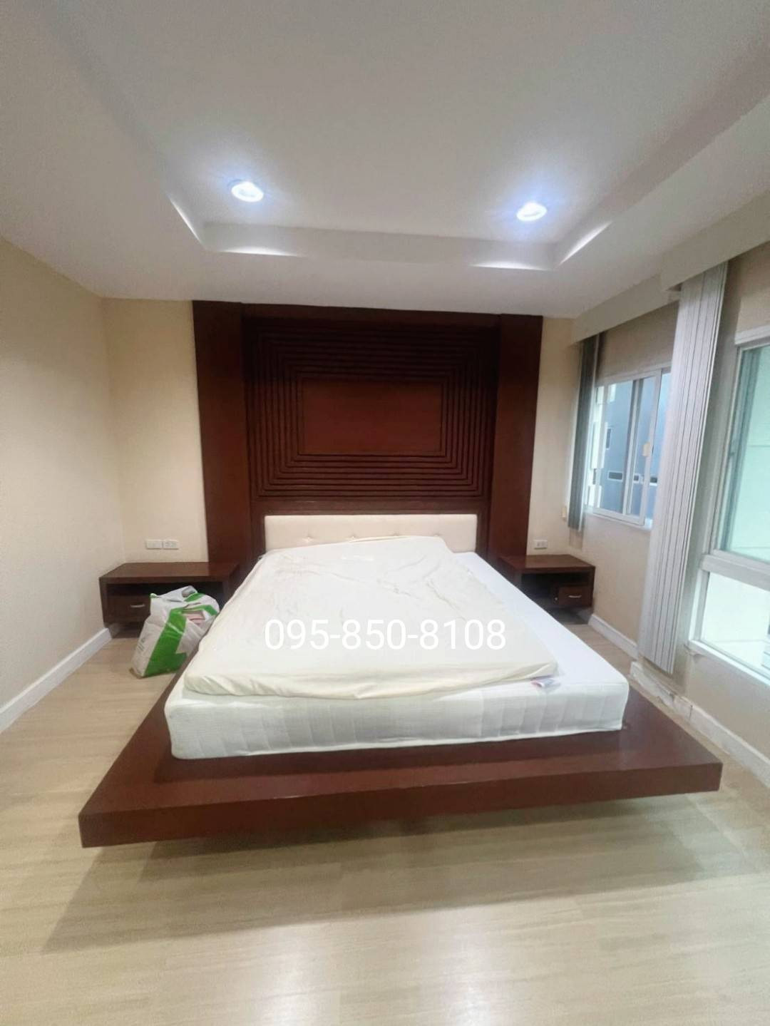 (The last house in the project) Townhome for rent, 4 floors, 4 bedrooms, 5 bathrooms, with a work room, convenient travel, next to the main road, near the BTS and department stores. (The last house in the project) Townhome for rent, 4 floors, 4 bedrooms, 5 bathrooms, with a work room, convenient travel, next to the main road, near the BTS and department stores.