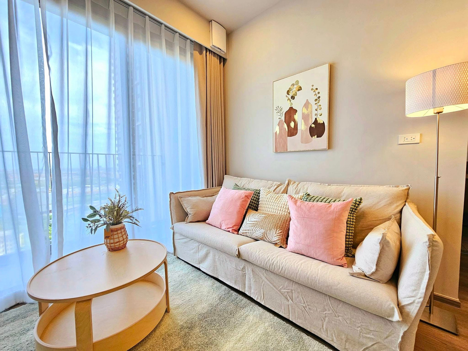 NSJ: Whizdom The Forestias (Destinia) High Floor 2BR For Rent Near Mega Bangna & IKEA NSJ: Whizdom The Forestias (Destinia) High Floor 2BR For Rent Near Mega Bangna & IKEA
