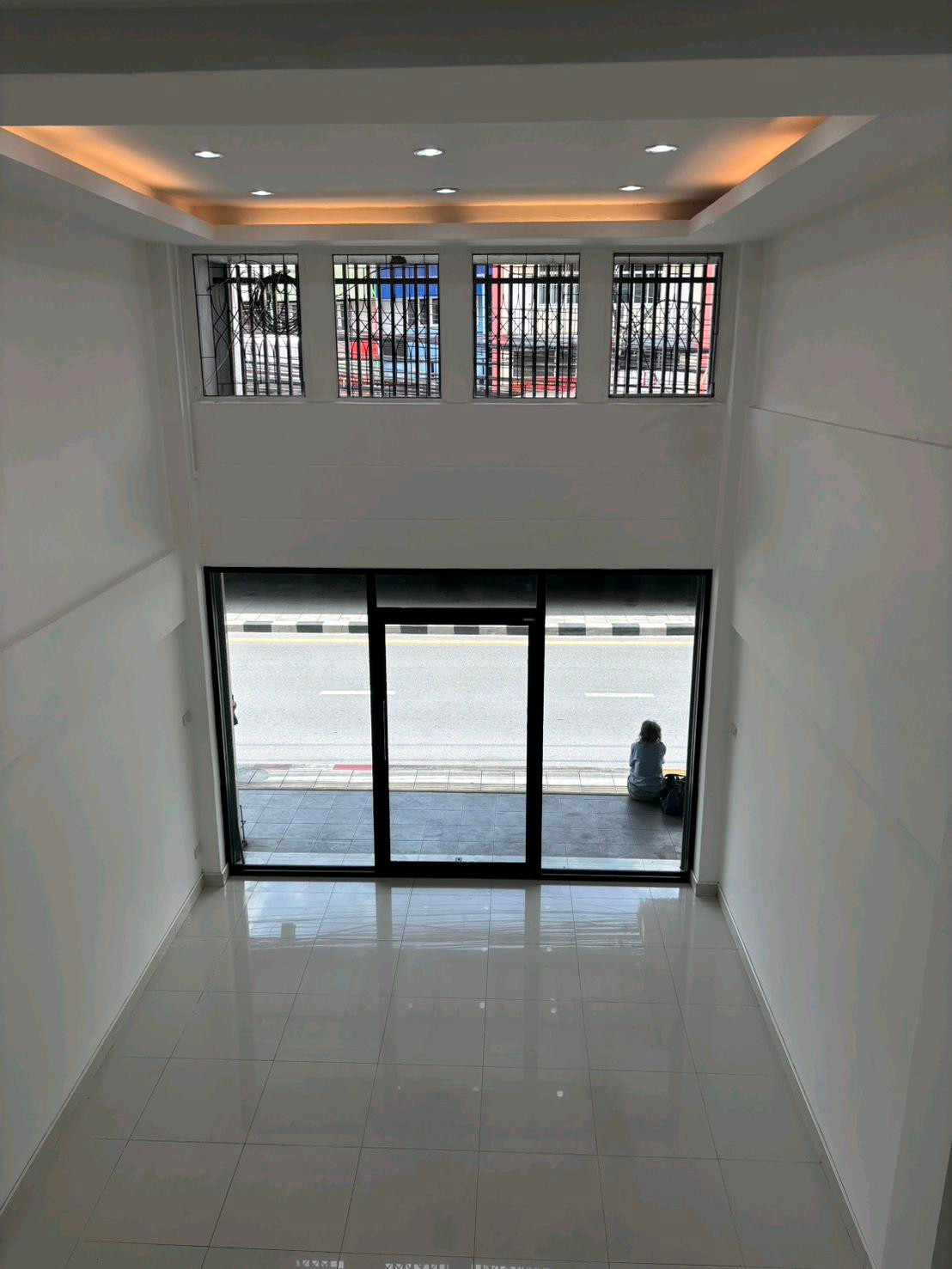 🚨 Urgent! Location next to the road, convenient travel, close to the BTS, suitable for both living and doing business. – รูปที่ 3