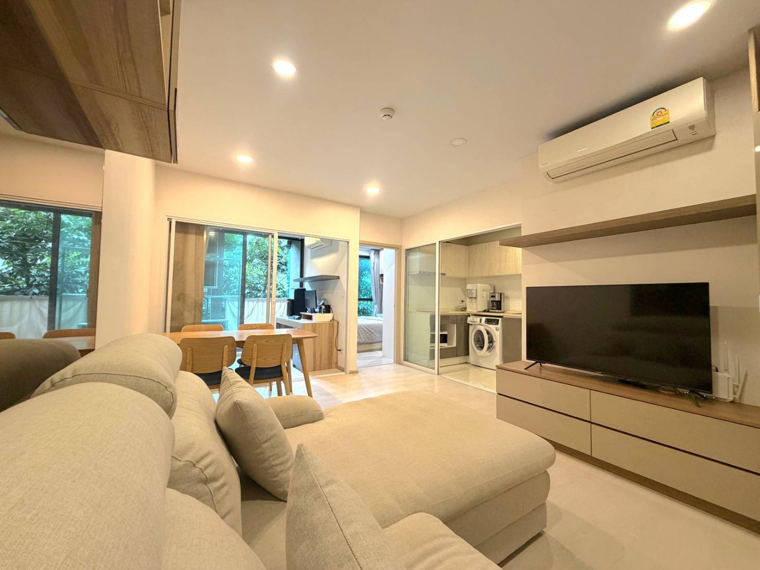 For sale 1 Bed Plus Condo near BTS Punnawithi. For sale 1 Bed Plus Condo near BTS Punnawithi.