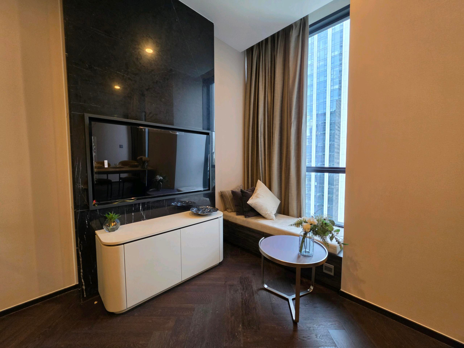 Esse 36 1bed 43 sq.m sale and rent on 15 floor Esse 36 1bed 43 sq.m sale and rent on 15 floor