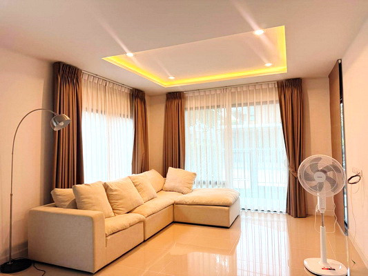 FOR RENT SARANSIRI RANGSIT / 3 bedrooms 3 bathrooms / 50 Sqw. 165 Sqm. **40,000** CLOSE TO FUTURE PARK RANGSIT – รูปที่ 2