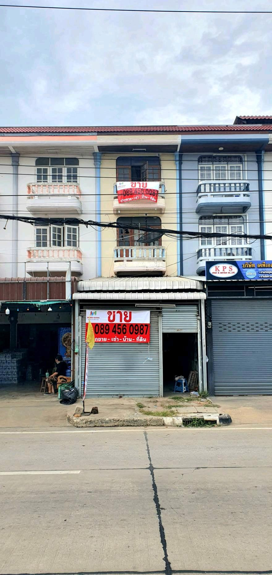 อาคารพาณิชย์ กลางเมืองสุพรรณ หน้าถนนคอนกรีต4เลน ราคาเบาๆๆ อาคารพาณิชย์ กลางเมืองสุพรรณ หน้าถนนคอนกรีต4เลน ราคาเบาๆๆ