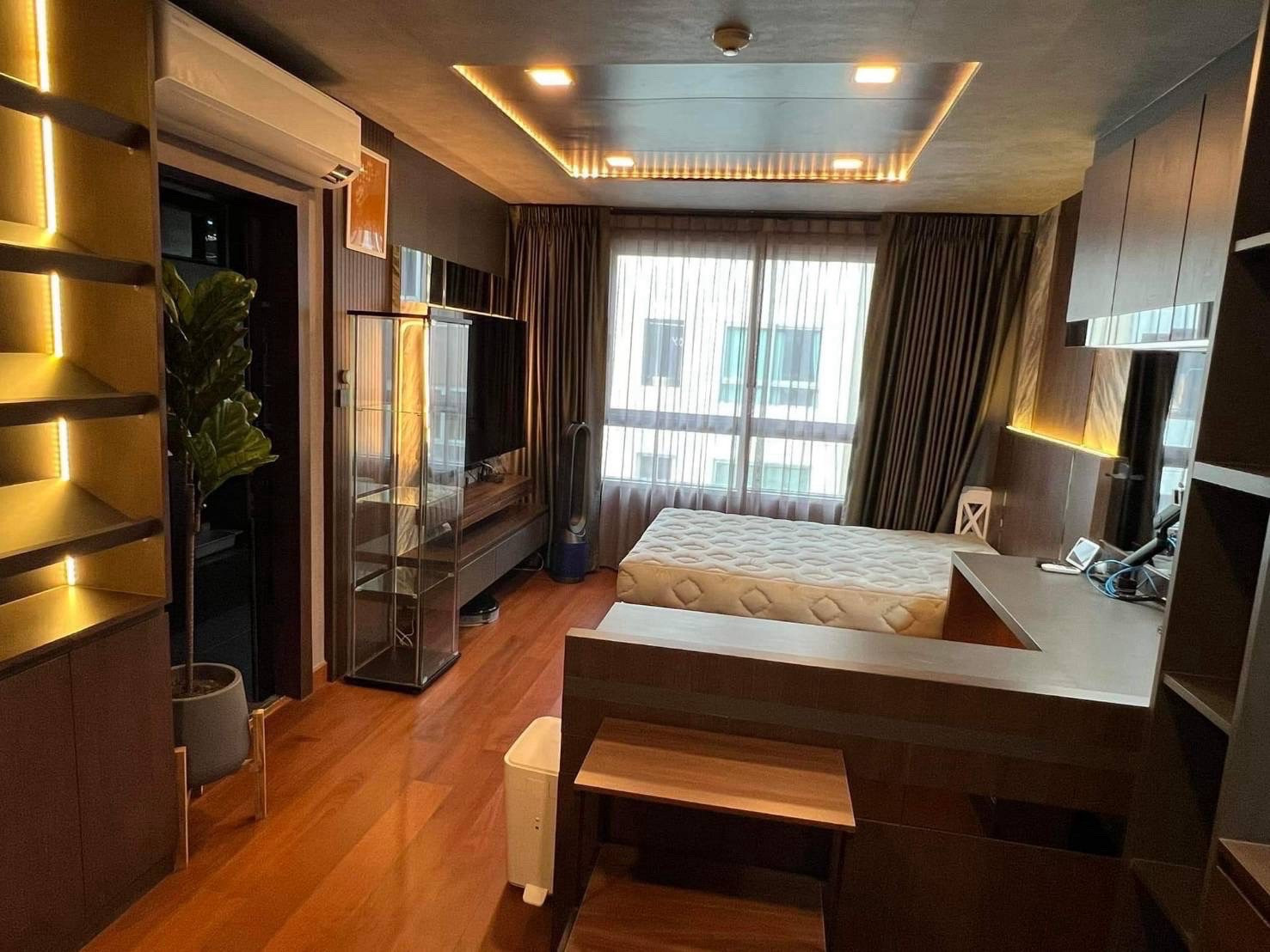 🏢 For sale Plum Condo Phahonyothin 89, very beautiful room, fully decorated, ready to move in.