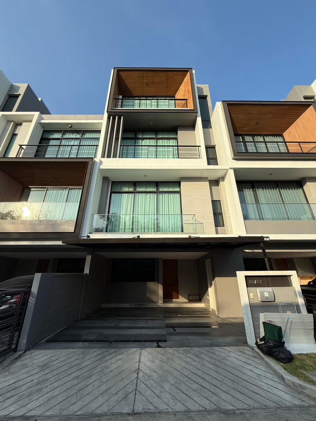 For Sale / Rent – Nirvana Define Srinakarin–Rama 9, Type C | Fully Furnished | Quiet &amp; Private Location