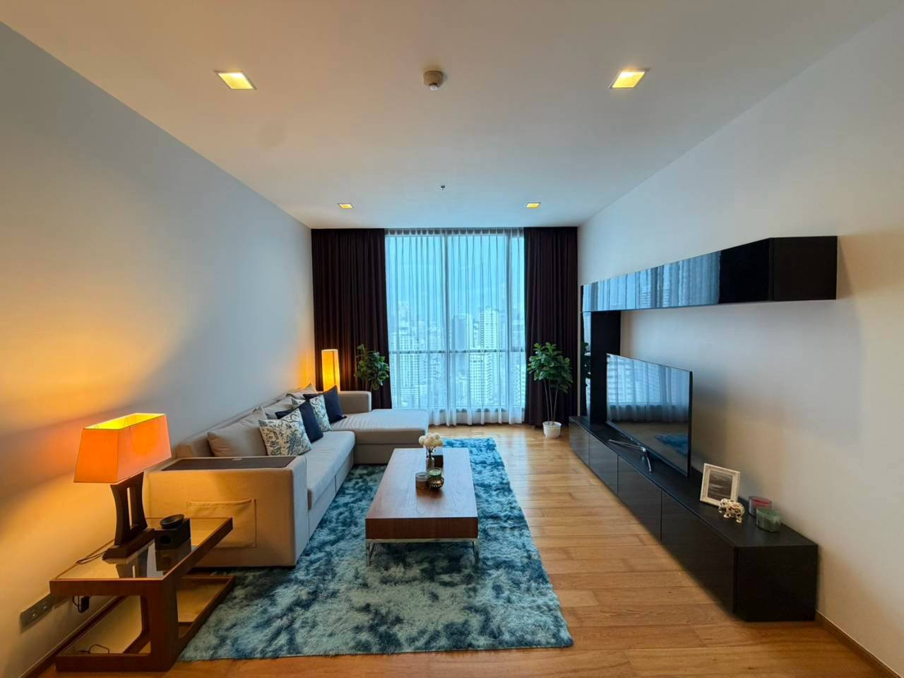 ขาย HYDE Sukhumvit 13 | 2 Bedroom ชั้น 26 - ห้อง 77 ตร.ม. กว้างจริงสบายจริงตั้งแต่เดินเข้าไป – รูปที่ 2