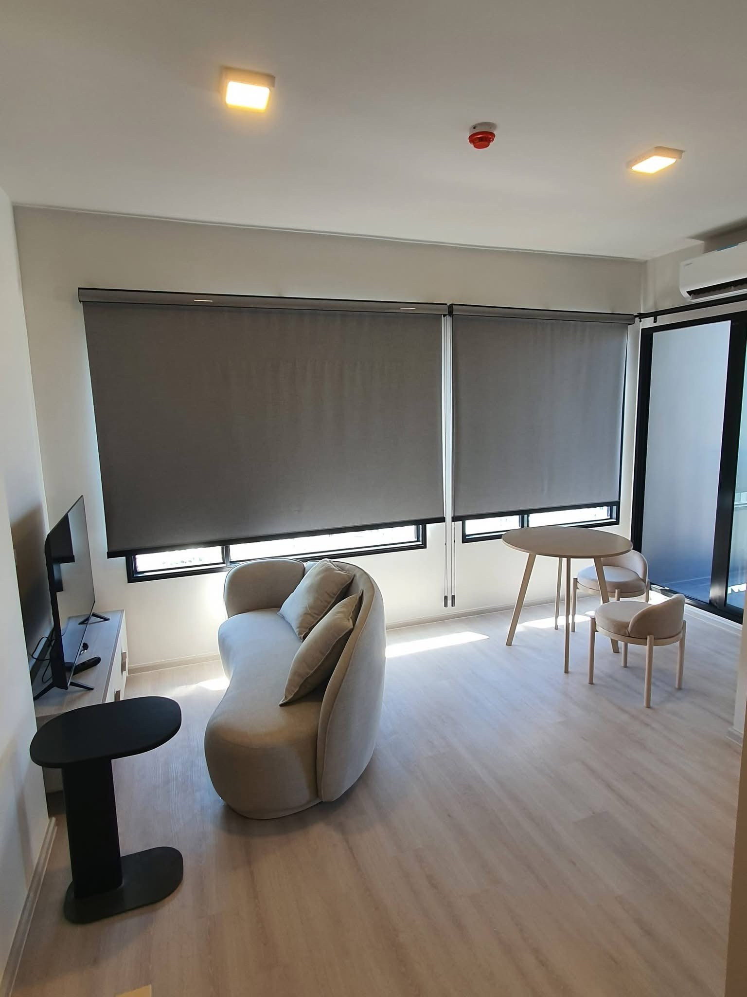 RC091526 Condo 1 bed for rent at COBE Ratchada-Rama 9 near MRT Cultural Center. RC091526 Condo 1 bed for rent at COBE Ratchada-Rama 9 near MRT Cultural Center.