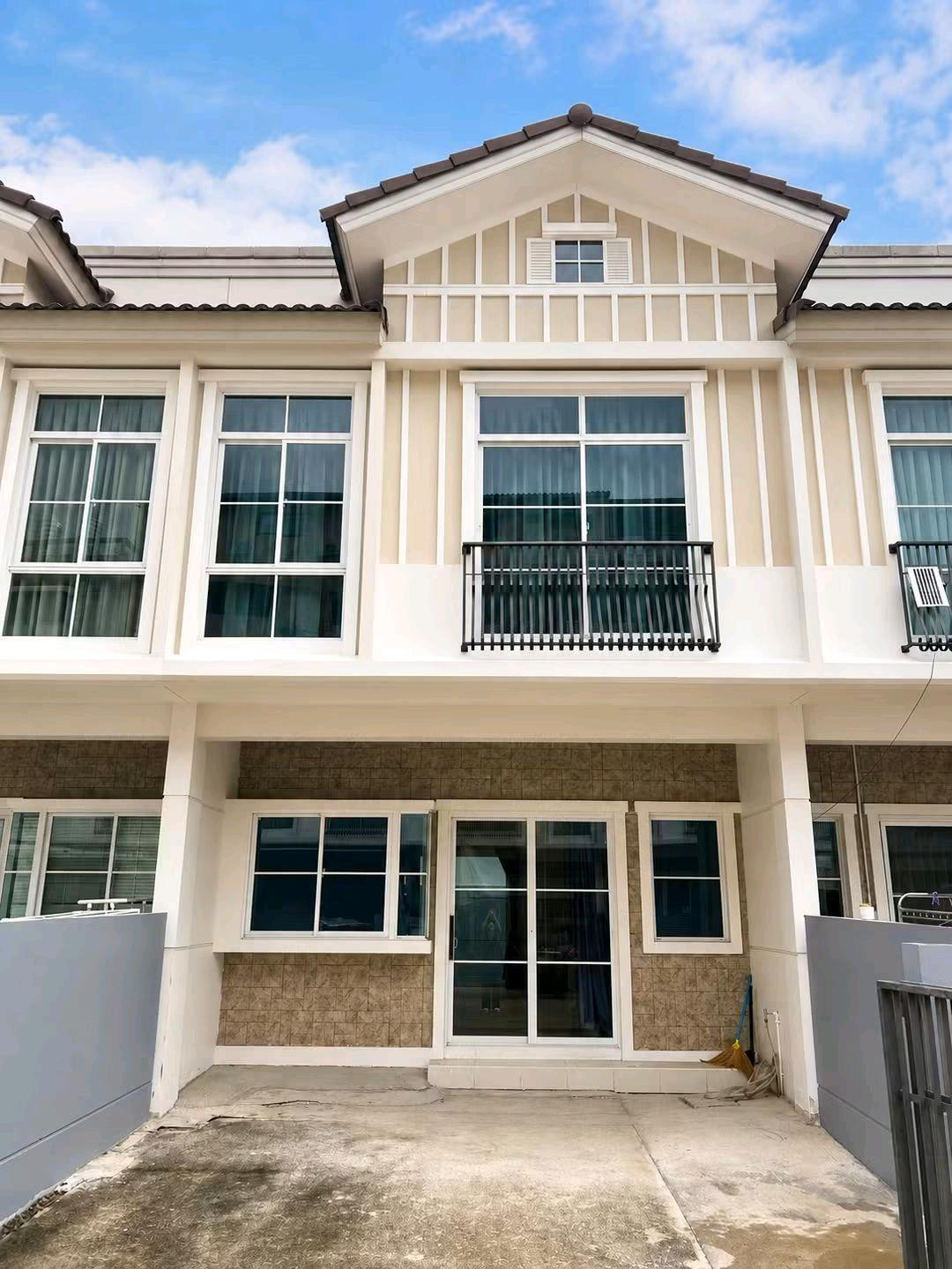 🔥🔥 Townhome for Rent INDY  Bangna - Ramkhamhaeng 2 🔥🔥 Nearby Mega bangna 