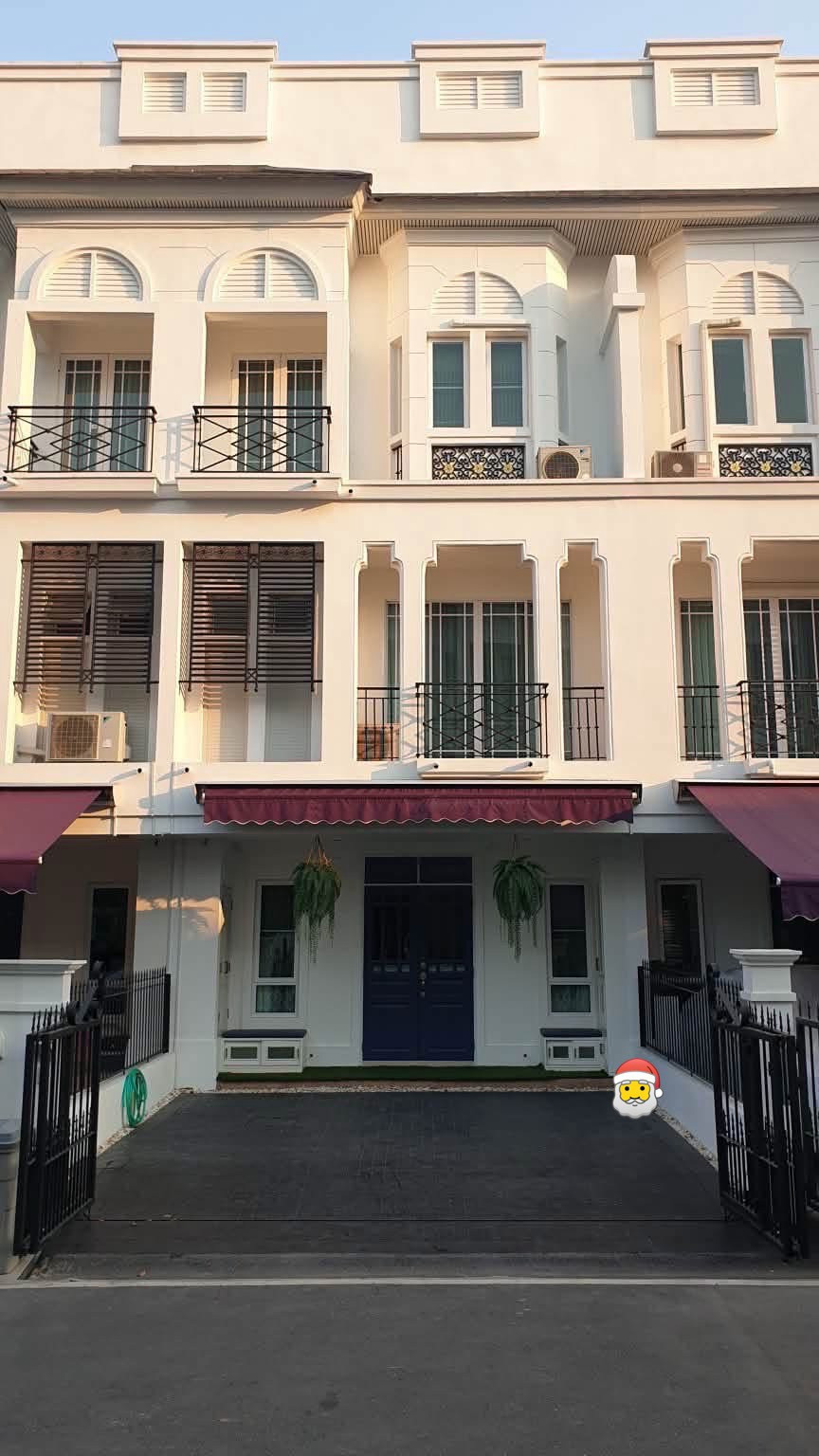 🏡✨FOR RENT LEON SUKHUMVIT 62 (ลีออง สุขุมวิท 62) 3 ห้องนอน 3 ห้องน้ำ Luxury 3-Storey Townhome | พร้อมเข้าอยู่ 🤎 SPECIAL RENTAL PRICE 68,000 BAHT/MONTH 🤎 🏡✨FOR RENT LEON SUKHUMVIT 62 (ลีออง สุขุมวิท 62) 3 ห้องนอน 3 ห้องน้ำ Luxury 3-Storey Townhome | พร้อมเข้าอยู่ 🤎 SPECIAL RENTAL PRICE 68,000 BAHT/MONTH 🤎