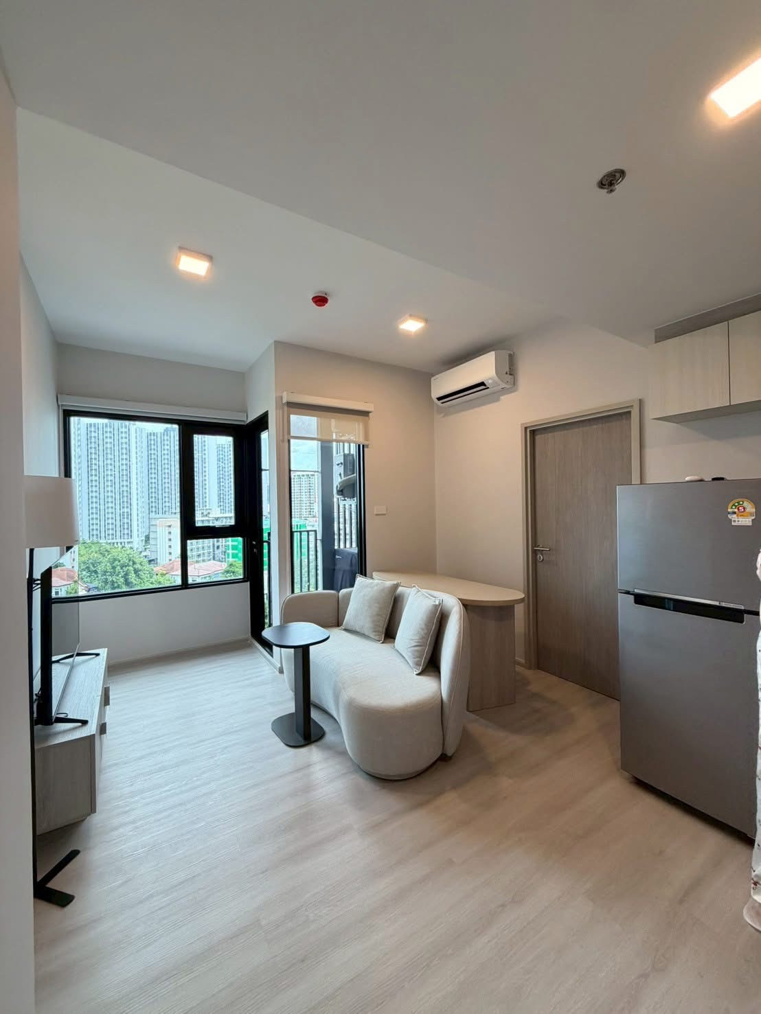 COBE Ratchada - Rama 9, convenient travel, beautiful room. COBE Ratchada - Rama 9, convenient travel, beautiful room.